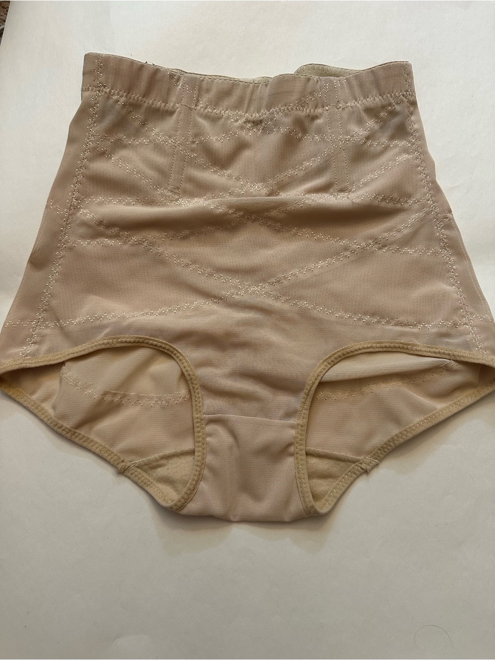 Beige Waist Trainer Shapewear with Boning Size Small NWOT